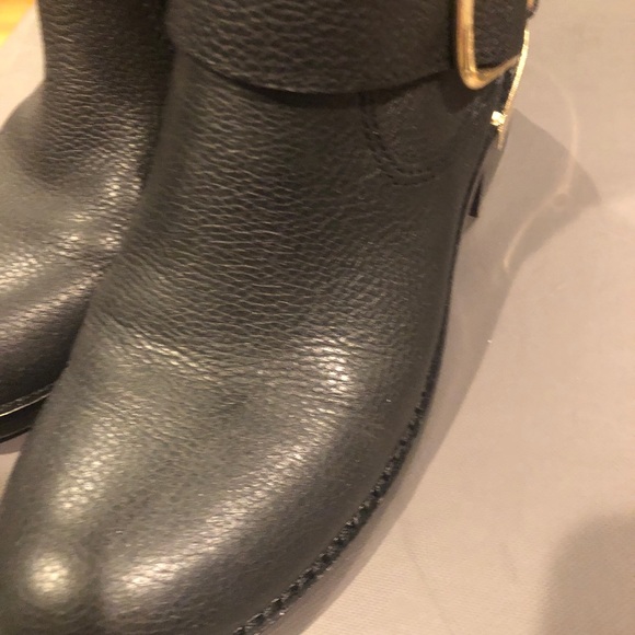 VINCE CAMUTO BLACK LEATHER MID CALF BOOTS WITH GOLD HARDWARE - Picture 7 of 7